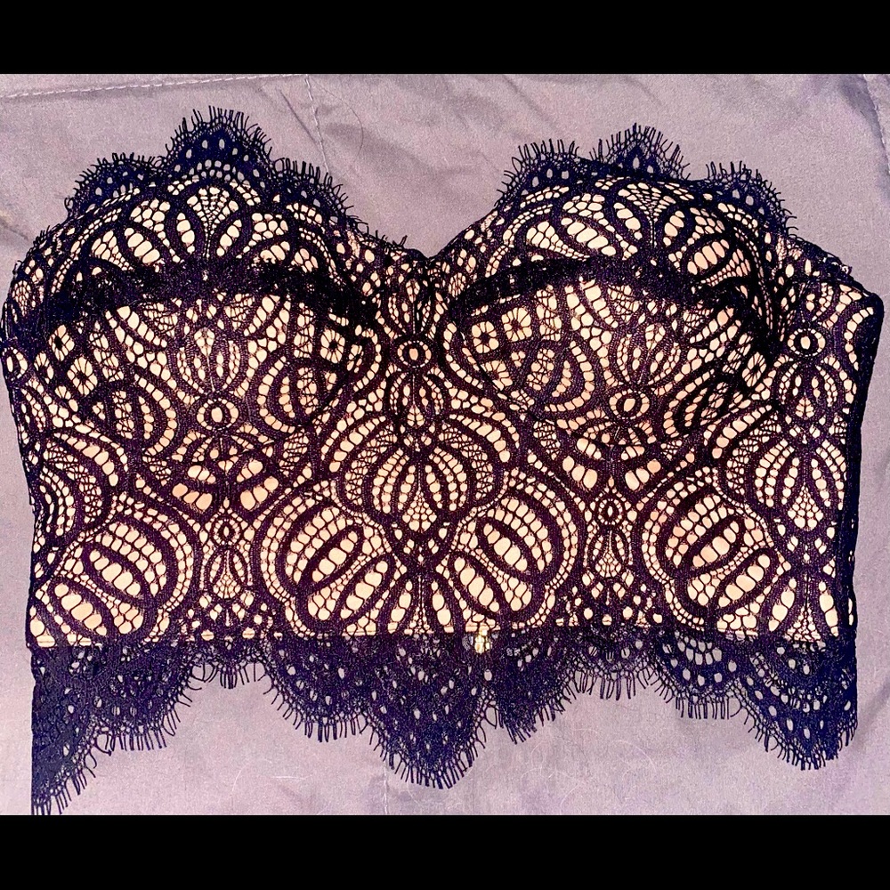 Super cute Bandeau! Black lace & nude lining.